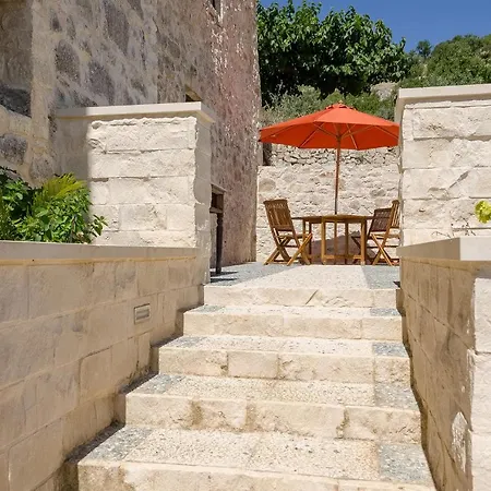 Lodge Vivere Gli Iblei - Maison En Plain Air Ragusa